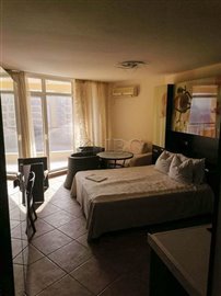 1685518694sea-poolviewstudioinmidiagrandresor