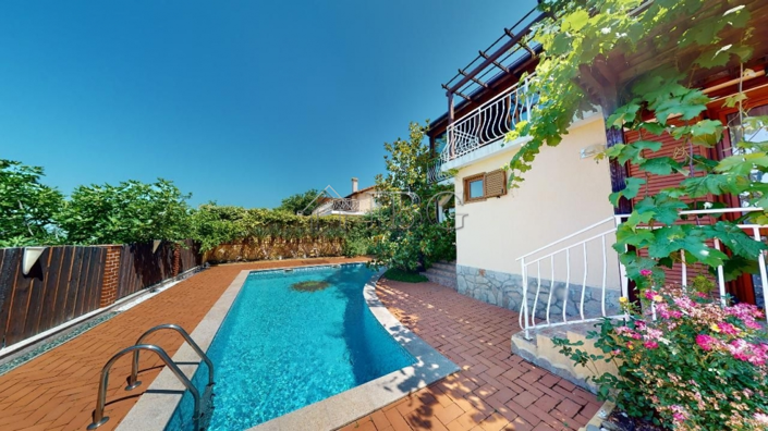 Image No.6-3 Bed House for sale