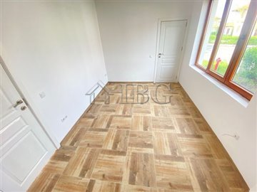 16899463445
