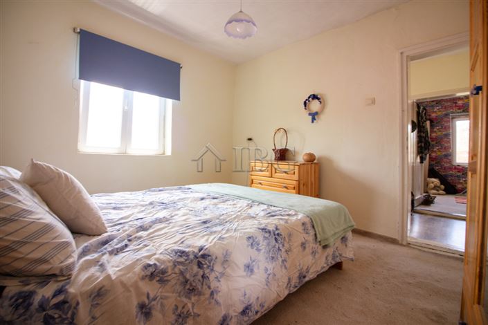 Image No.16-5 Bed House for sale