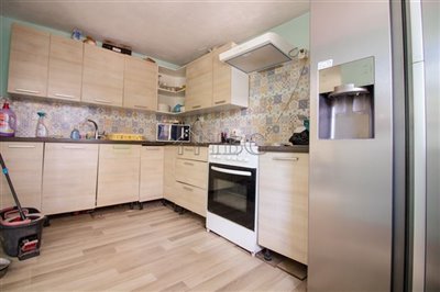 16916725053-bedroom-2-beth-house-in-ruse-area