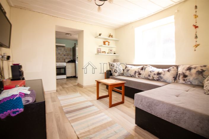 Image No.3-5 Bed House for sale