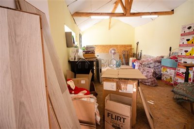 16916725783-bedroom-2-beth-house-in-ruse-area