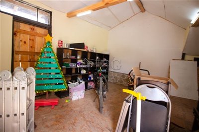 16916725793-bedroom-2-beth-house-in-ruse-area