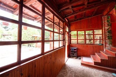 16916681543-bedroom-1-1-2-ruse-area-6-copy