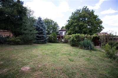 16916681593-bedroom-1-1-2-ruse-area-105