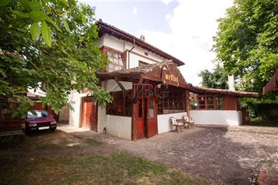 16916681593-bedroom-1-1-2-ruse-area-113