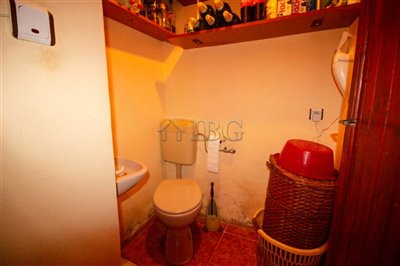 16916681573-bedroom-1-1-2-ruse-area-15