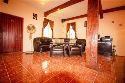 16916681583-bedroom-1-1-2-ruse-area-21