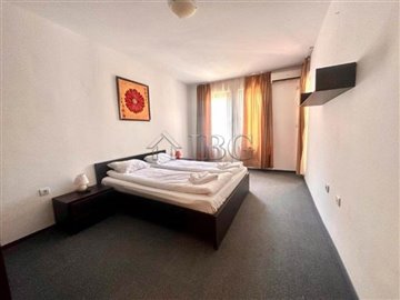 16922617831-bedapartmentwithpoolviewinmarinac