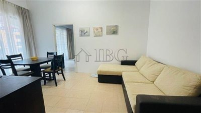 16922599941-bedapartmentwithpoolandseaviewsin