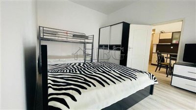 16922599951-bedapartmentwithpoolandseaviewsin