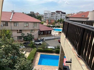 16938985681-bedroomapartmentwithpoolviewinroy