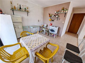 1694231819ravda-residential-apartment-6