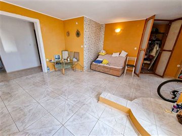 1694231818ravda-residential-apartment-26