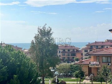 1695131302seaandpoolviewone-bedroomapartmenti