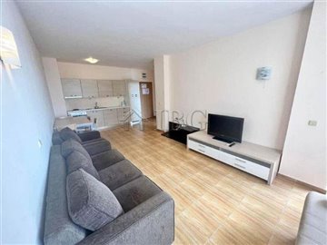 1695131302seaandpoolviewone-bedroomapartmenti