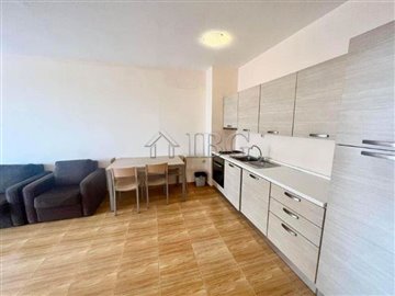 1695131303seaandpoolviewone-bedroomapartmenti