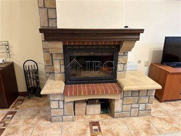 16952125701stline2-bedroomapartmentforsaleint