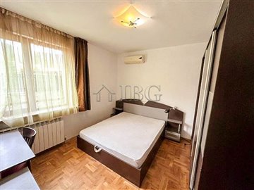 16952126121stline2-bedroomapartmentforsaleint