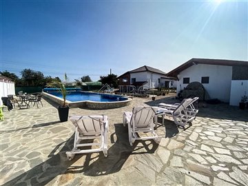 16975510793-bed-2-bath-house-balchik-3