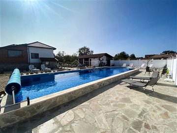 16975510803-bed-2-bath-house-balchik-6