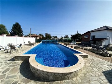 16975510803-bed-2-bath-house-balchik-8