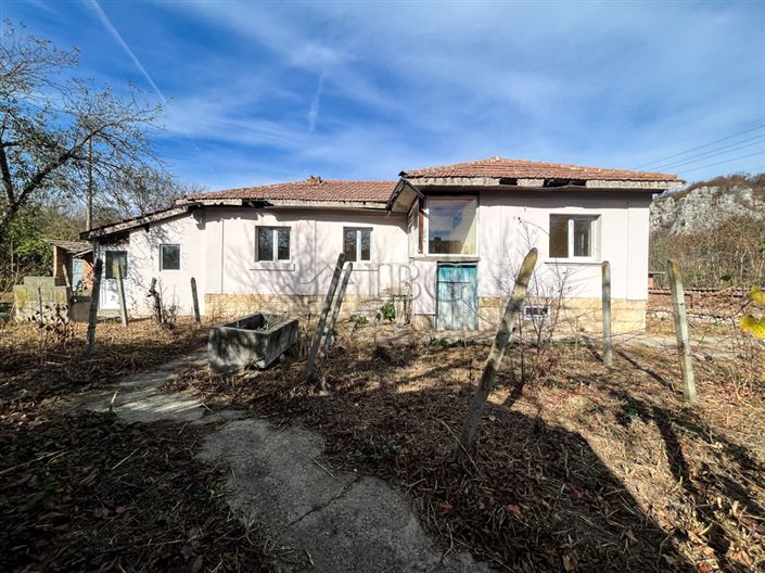 Image No.2-Maison de 3 chambres à vendre à Dve Mogili