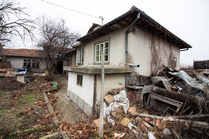 Image No.13-2 Bed House for sale