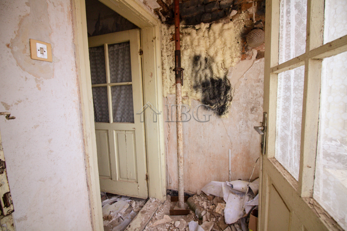 Image No.14-2 Bed House for sale