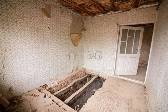 Image No.20-3 Bed House for sale