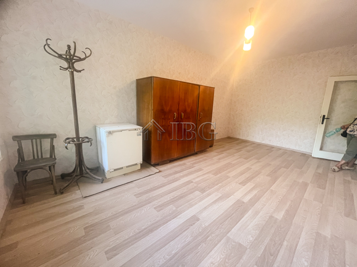 Image No.1-Appartement de 2 chambres à vendre à Bulgarie