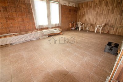 17068654622-bed-house-close-to-balchik-17