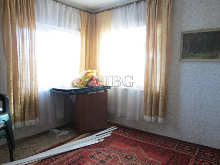 Image No.14-Maison de 4 chambres à vendre à General Toshevo