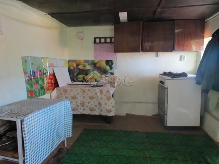 Image No.7-Maison de 4 chambres à vendre à General Toshevo