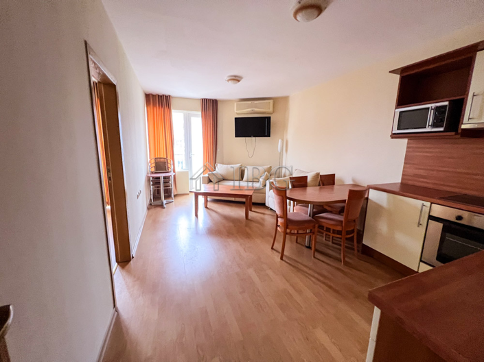 Image No.1-Appartement de 2 chambres à vendre à Sveti Vlas