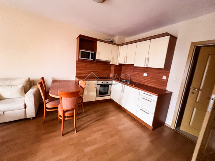 Image No.2-Appartement de 2 chambres à vendre à Sveti Vlas