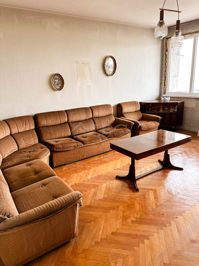 Image No.2-Appartement de 3 chambres à vendre à Ruse