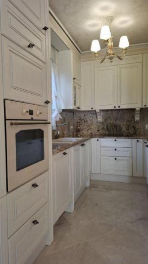 Image No.8-4 Bed House for sale