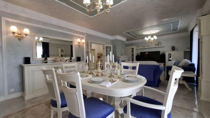 Image No.7-4 Bed House for sale