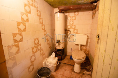 2-bedroom-house-with-big-nice-garden-in-big-v