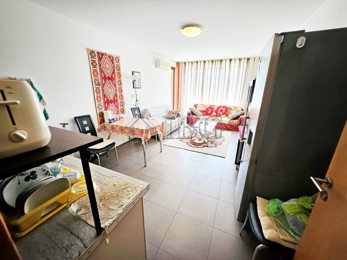 Image No.2-Appartement de 2 chambres à vendre à Burgas