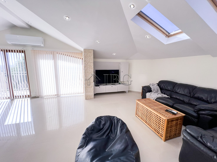 Image No.11-4 Bed House for sale