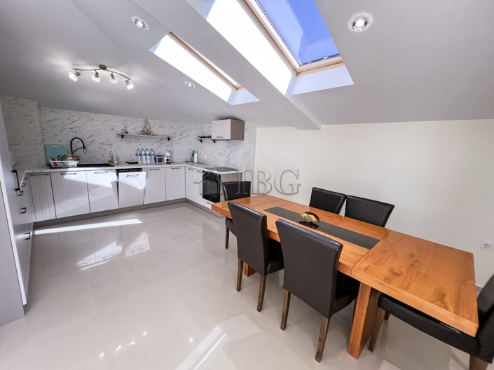 Image No.23-4 Bed House for sale