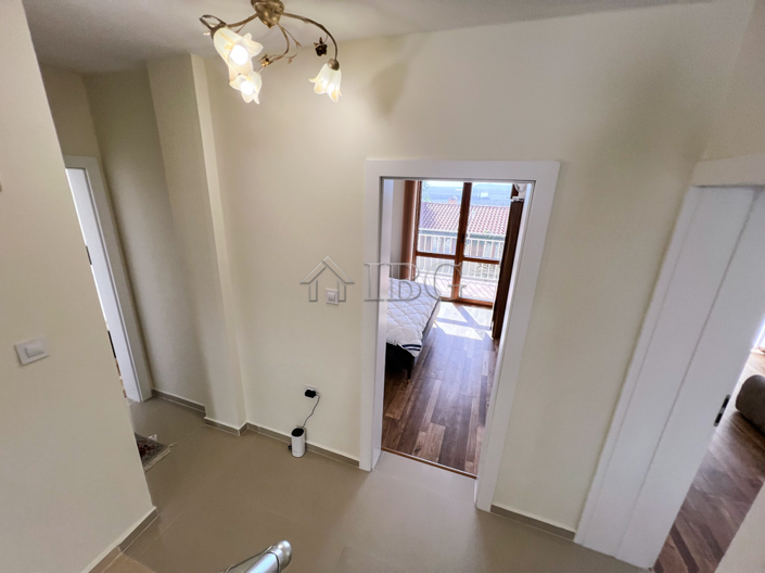 Image No.30-4 Bed House for sale