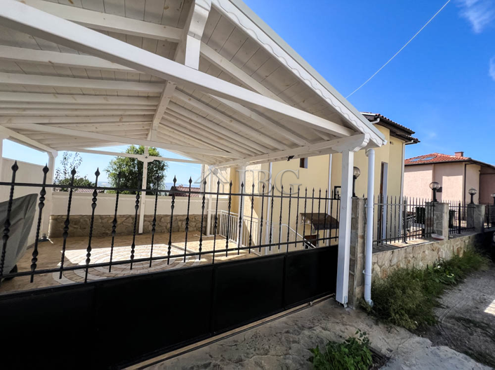 Image No.4-4 Bed House for sale