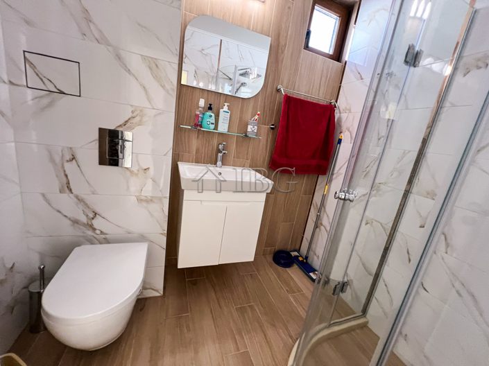 Image No.47-4 Bed House for sale