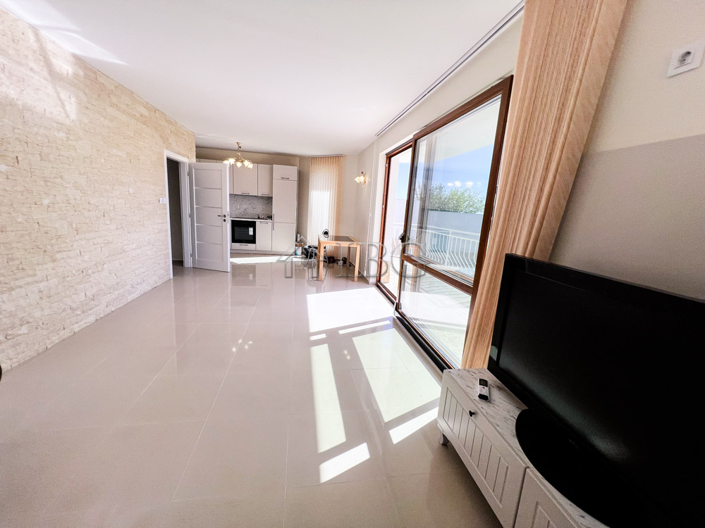 Image No.73-4 Bed House for sale