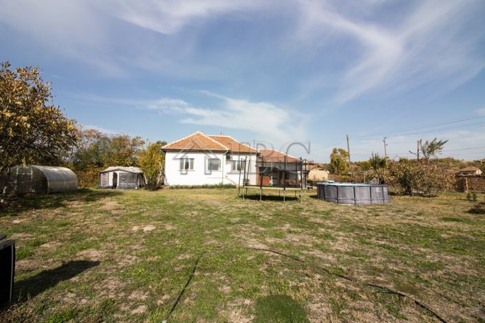 Image No.12-Maison de 2 chambres à vendre à Pavlikeni