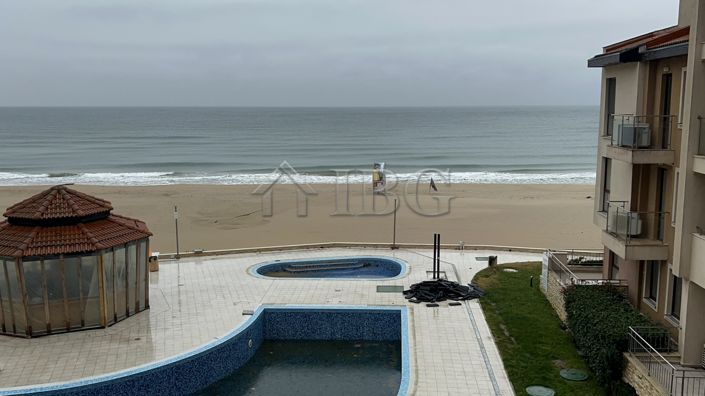 Image No.3-Appartement de 3 chambres à vendre à Burgas